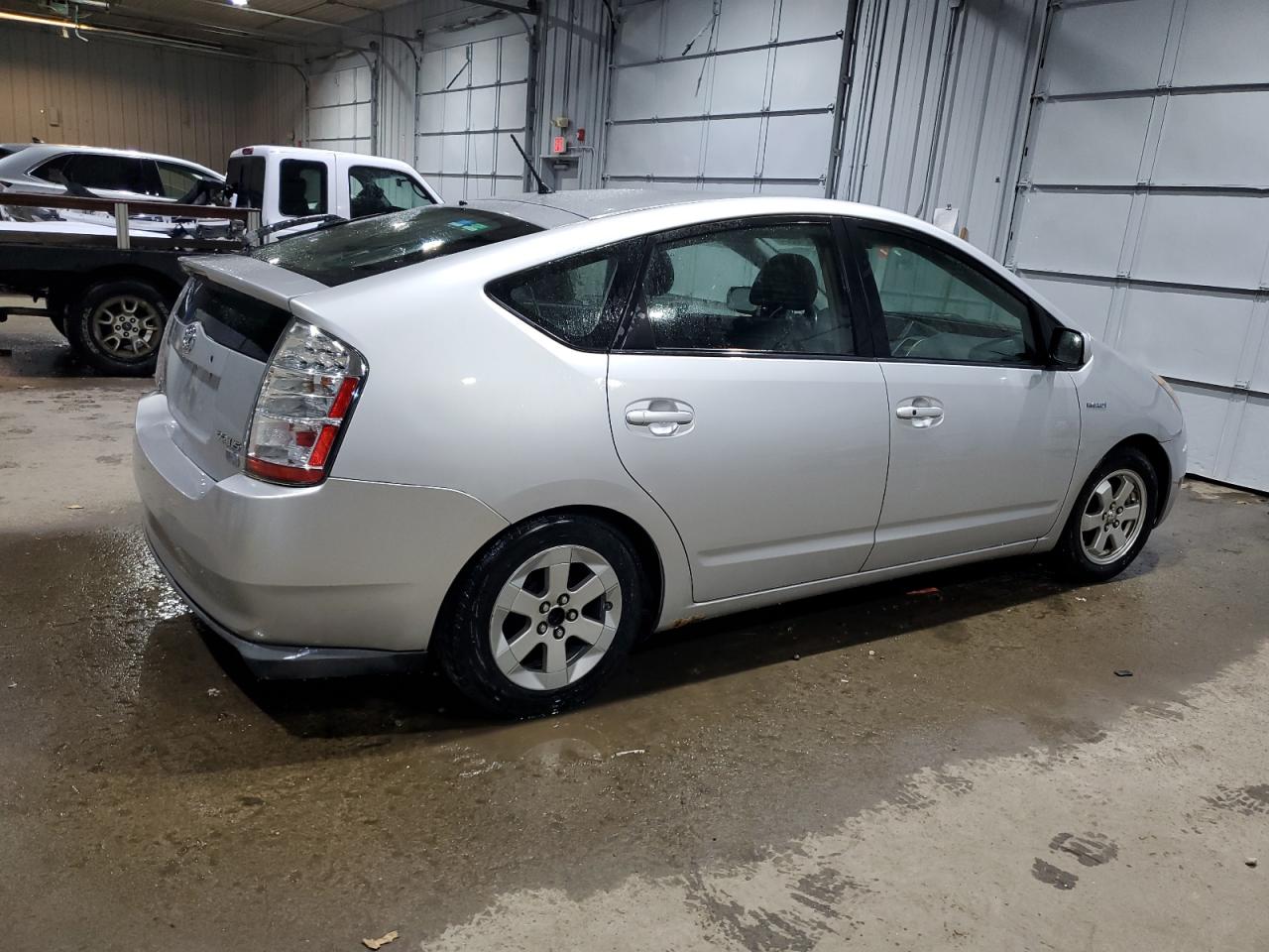 2007 Toyota Prius VIN: JTDKB20U077669260 Lot: 74200574