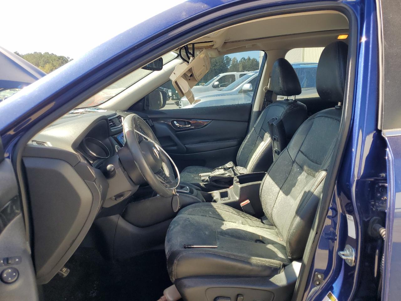 2017 Nissan Rogue - Image 7