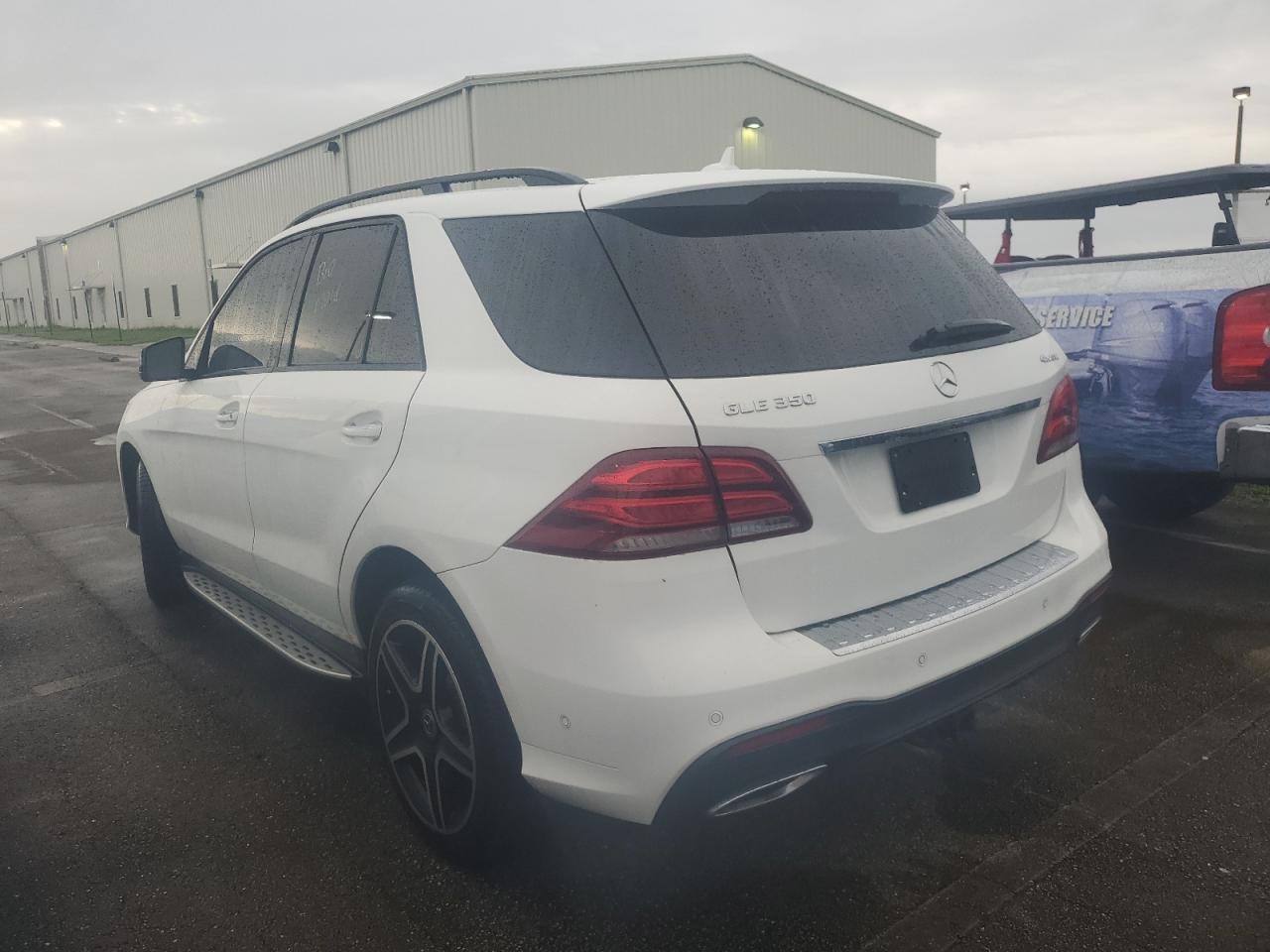 4JGDA5HB8JB179147 2018 MERCEDES-BENZ GLE - Image 2