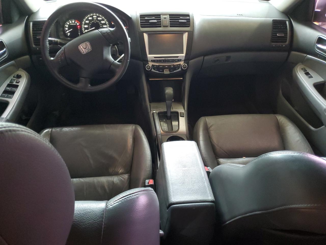 2007 Honda Accord - Image 8