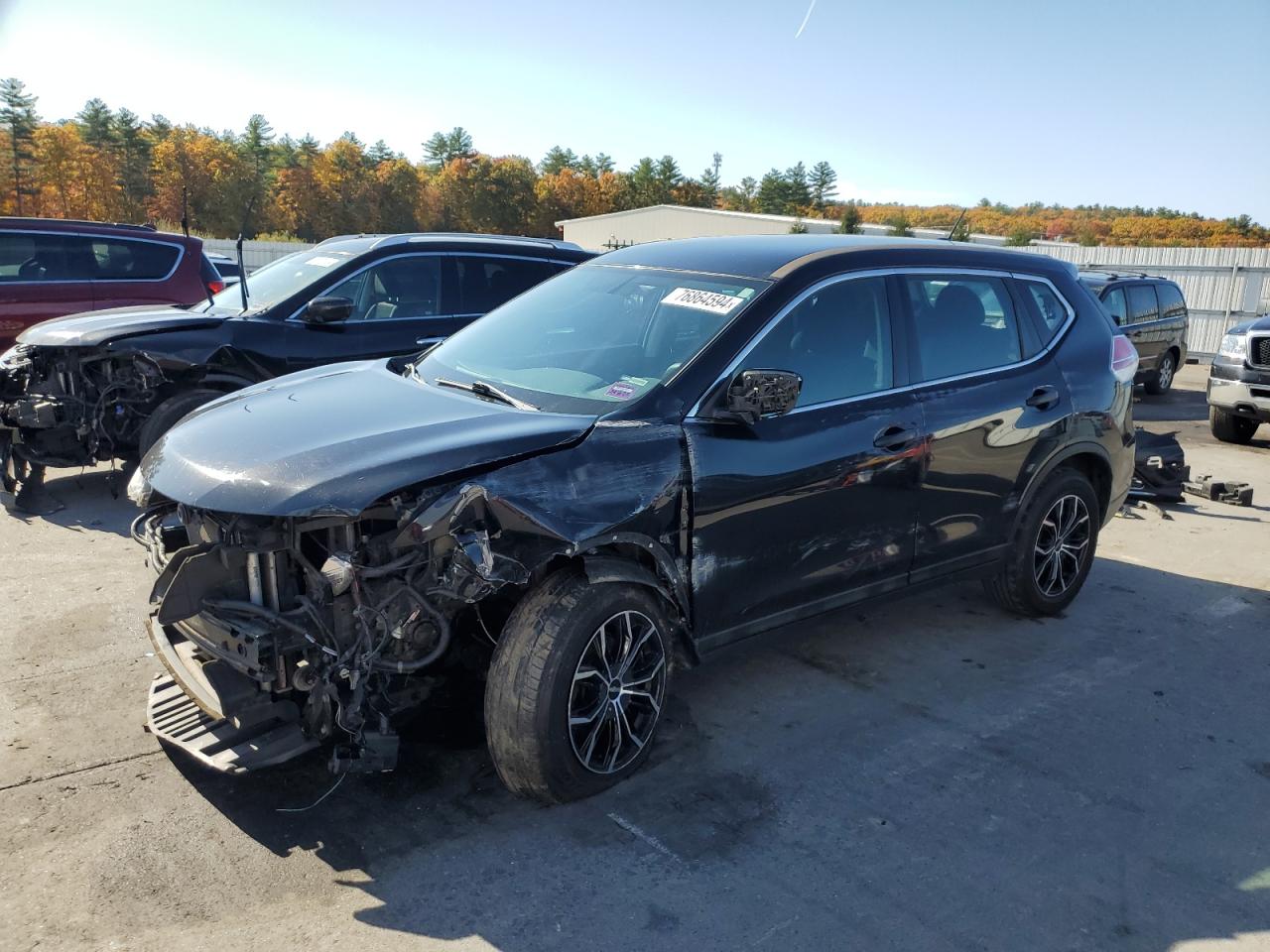 2016 Nissan Rogue - Image 1