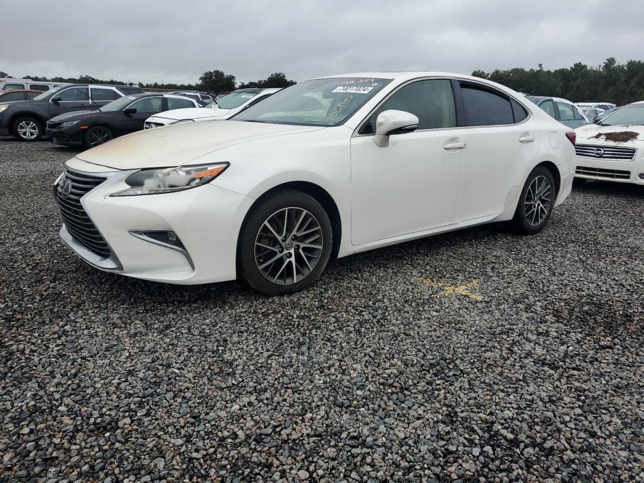 VIN JTHBK1GGXH2252204 2017 LEXUS ES350 no.1