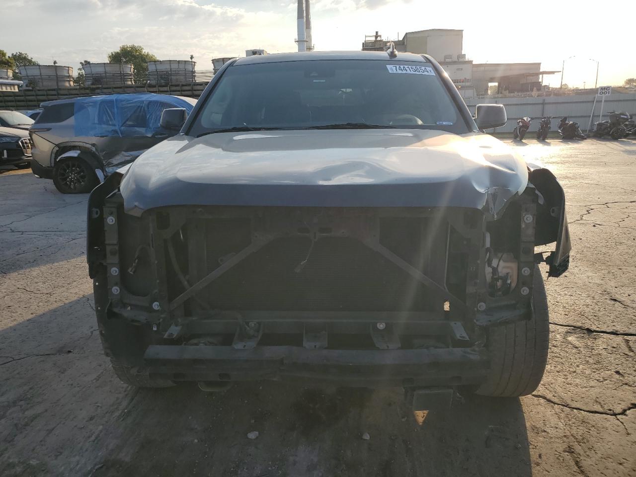2017 GMC Yukon - Image 5