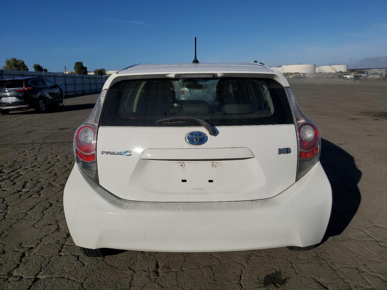 2013 Toyota Prius C VIN: JTDKDTB35D1541521 Lot: 77042464