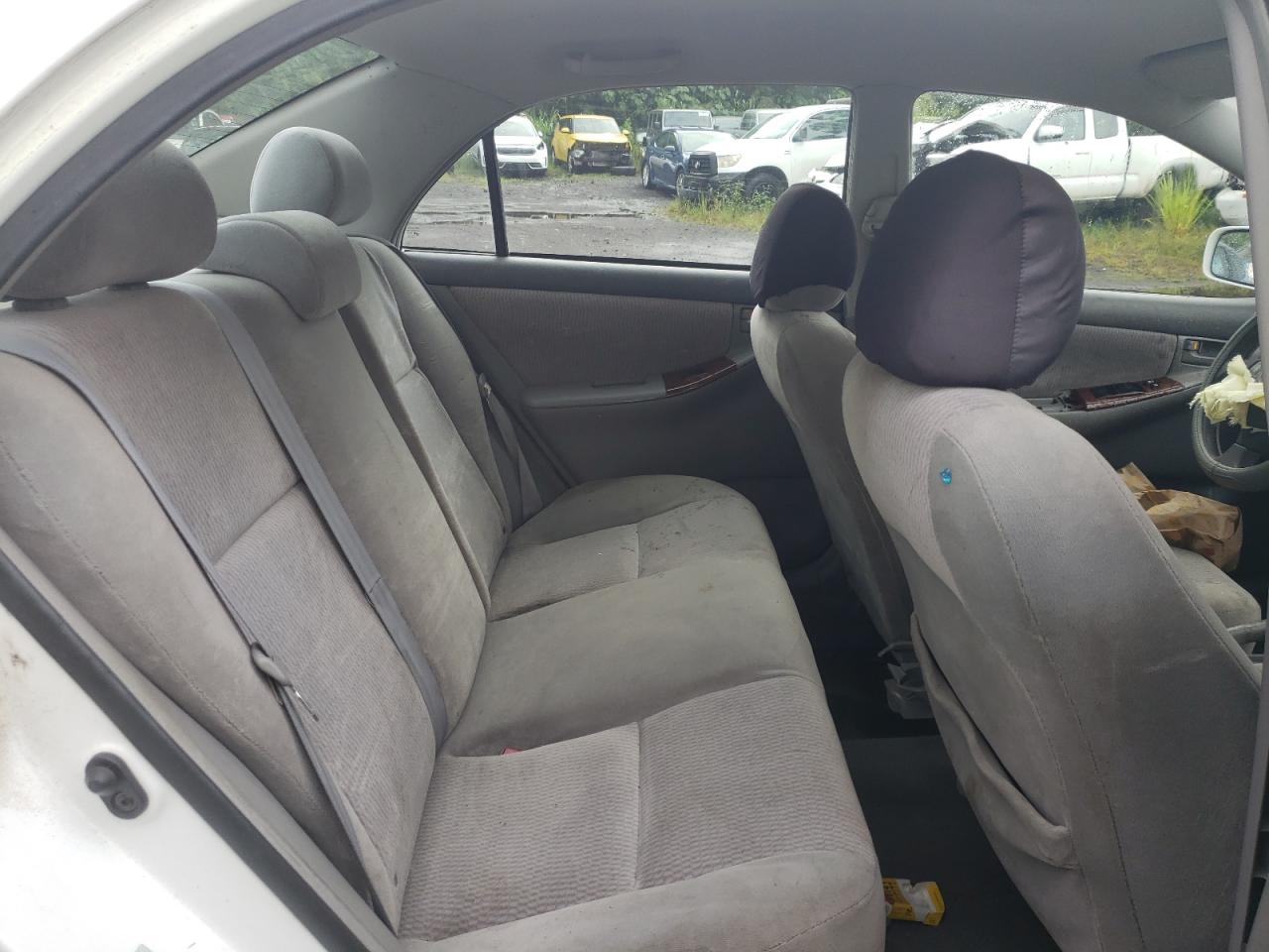 2005 Toyota Corolla - Image 10