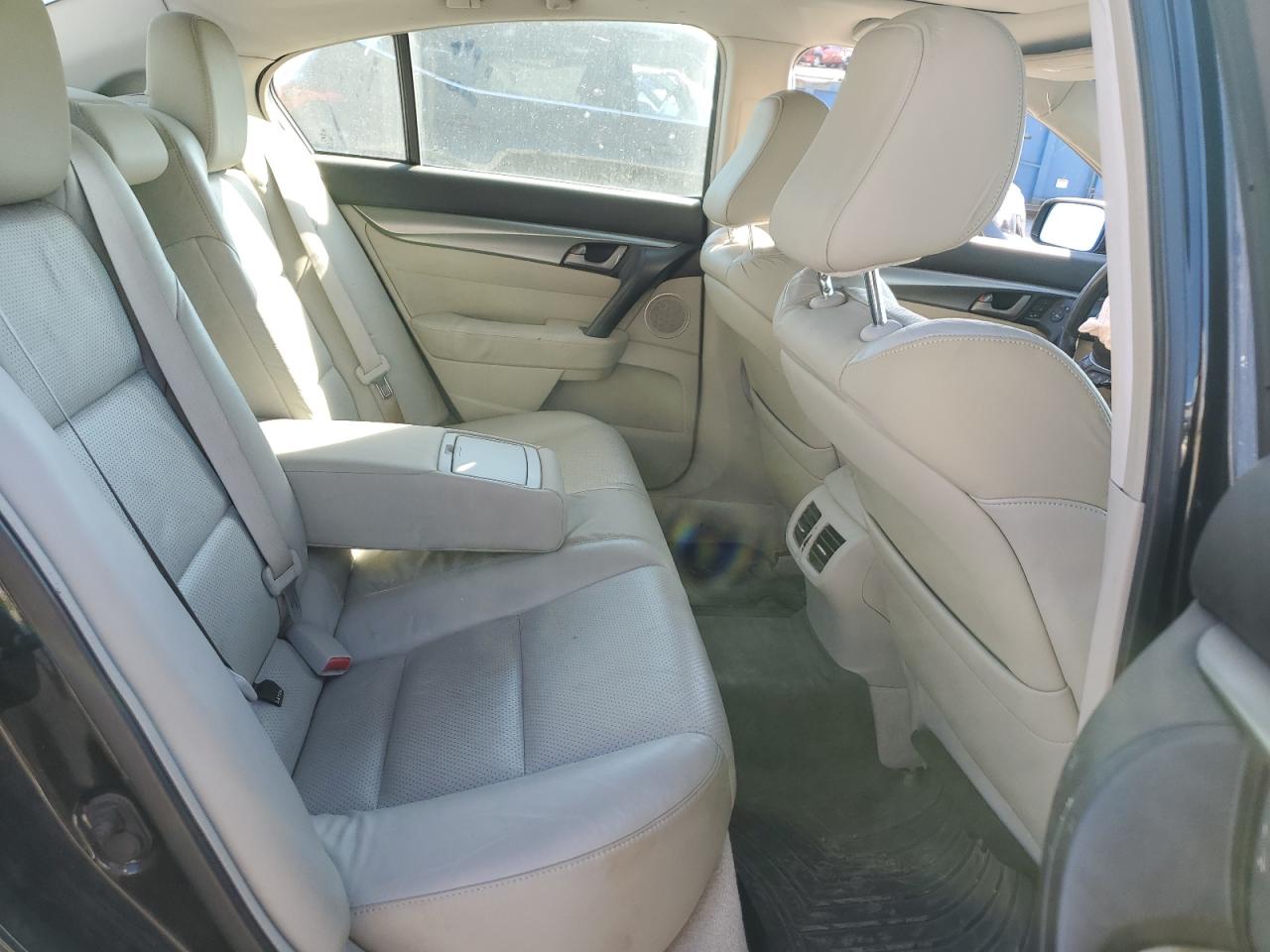 2010 Acura TL - Image 10