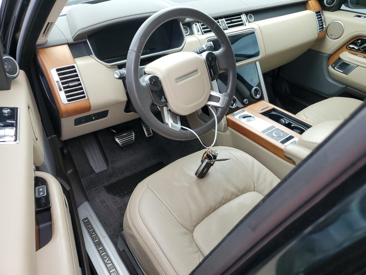 2021 Land Rover Range Rover Westminster Edition VIN: SALGS5SE6MA440585 Lot: 74560844