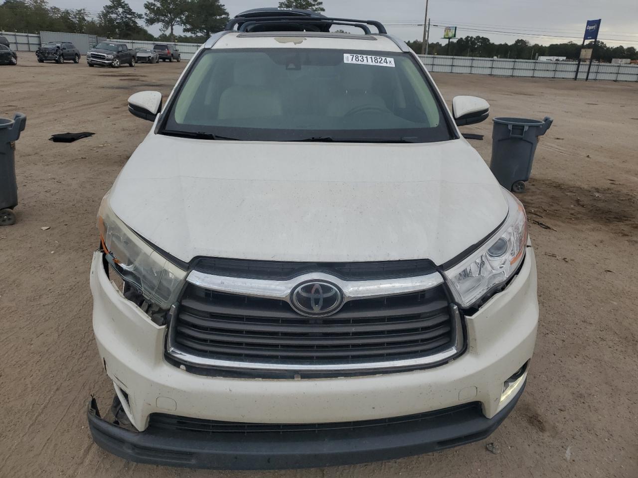 2015 Toyota Highlander - Image 5