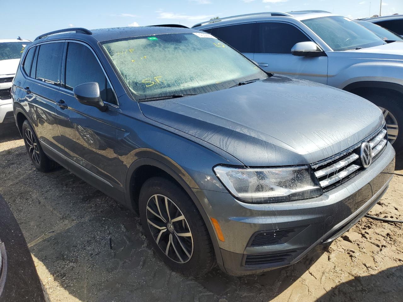 2021 Volkswagen Tiguan - Image 4