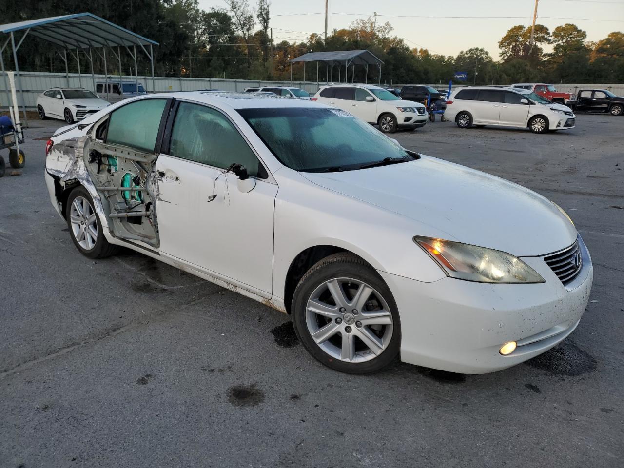 2009 Lexus ES - Image 4