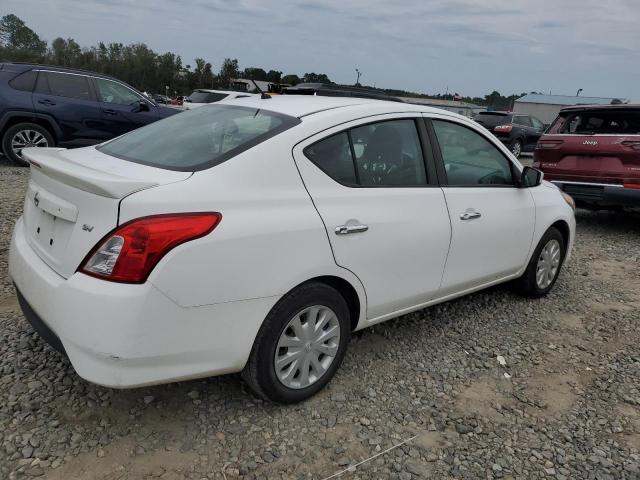  NISSAN VERSA 2019 Білий