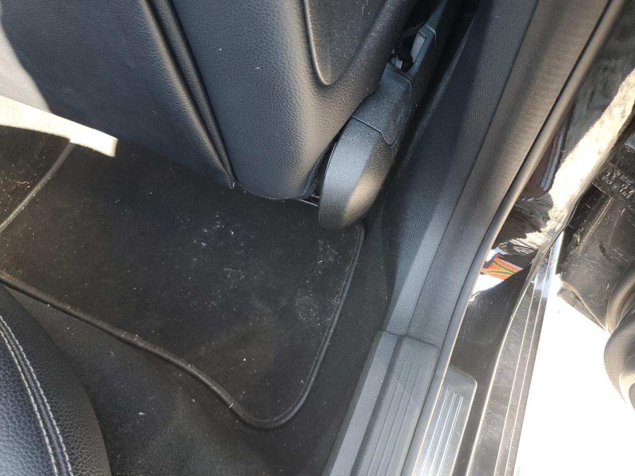 2015 Mercedes-Benz E 350 VIN: WDDHF5KB7FB084611 Lot: 76191994