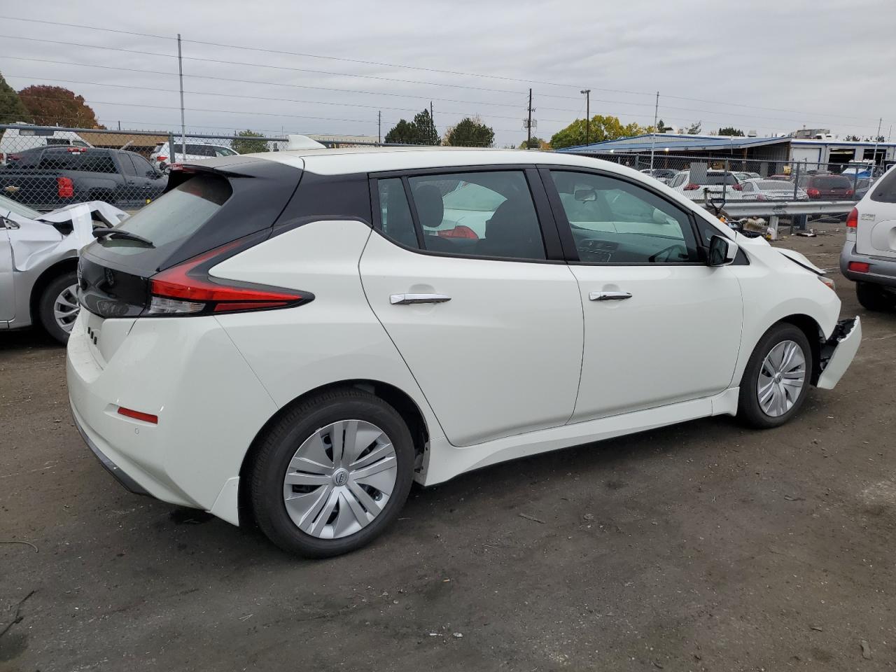 VIN 1N4AZ1BV9SC558607 2025 NISSAN LEAF no.3