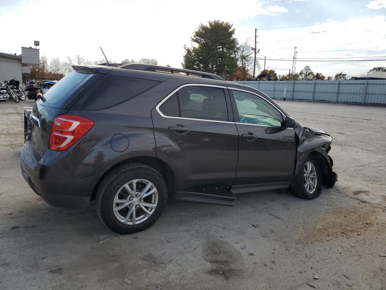 2016 Chevrolet Equinox - Image 3