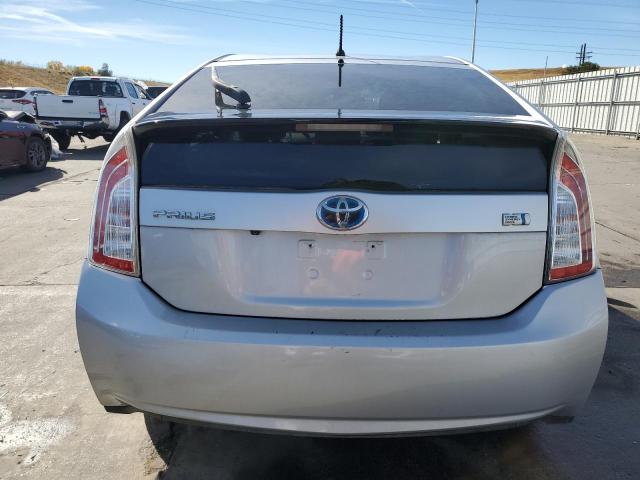  TOYOTA PRIUS 2015 Silver