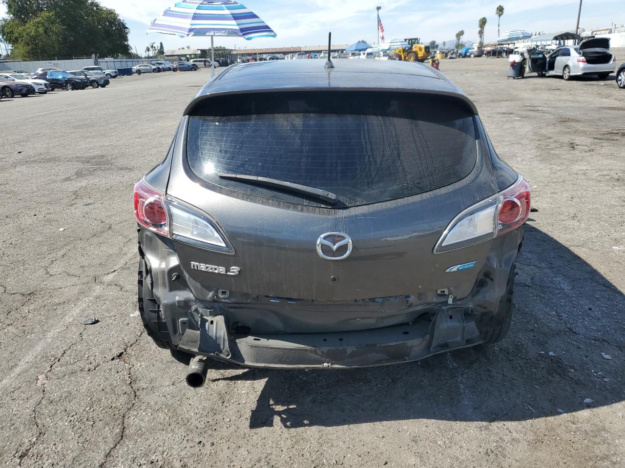 2012 Mazda 3 - Image 6