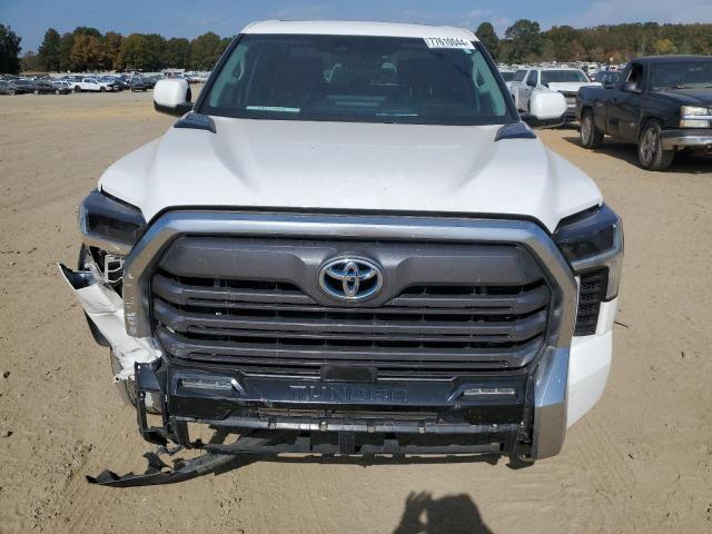  TOYOTA TUNDRA 2023 Белы