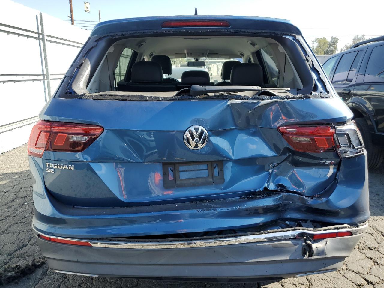 2018 Volkswagen Tiguan Se VIN: 3VV3B7AX4JM039492 Lot: 77820134