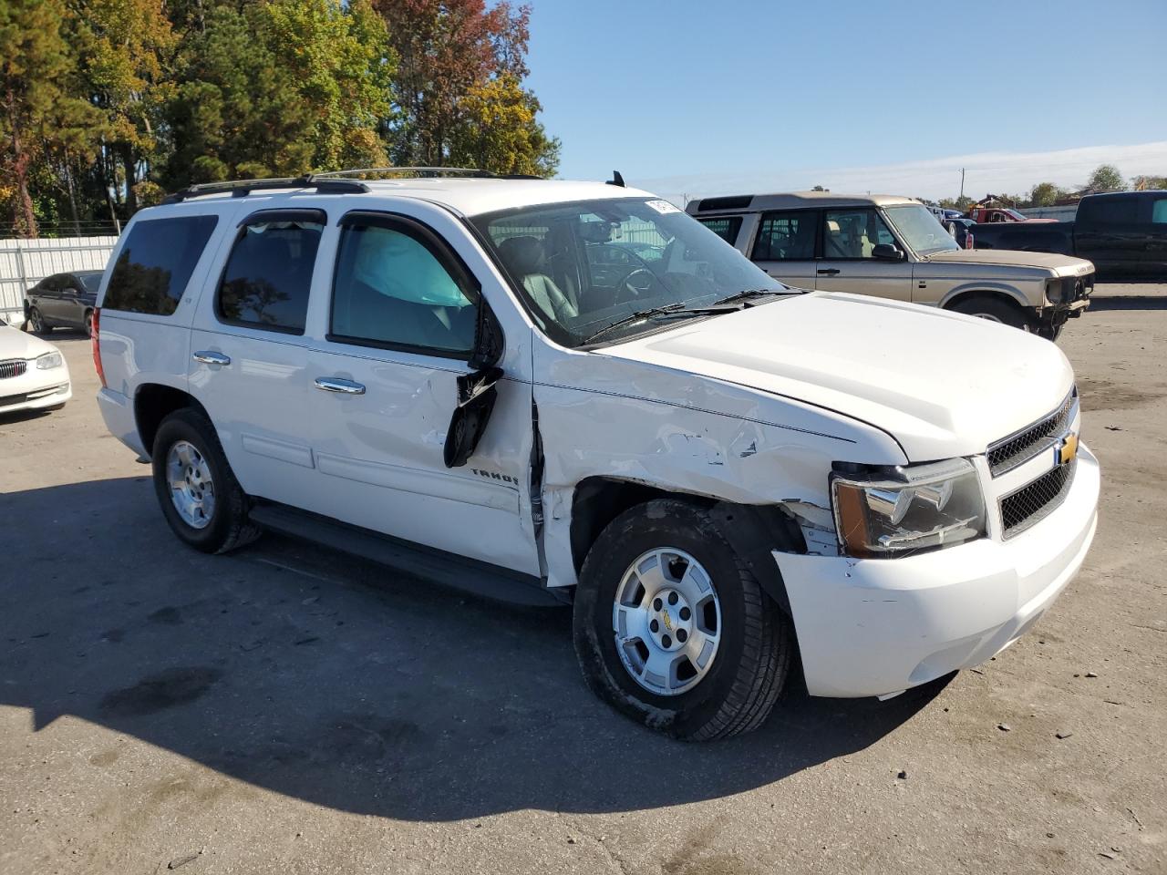 2013 Chevrolet Tahoe - Image 4