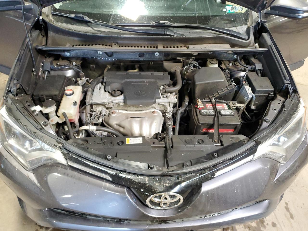 2016 Toyota RAV 4 - Image 11