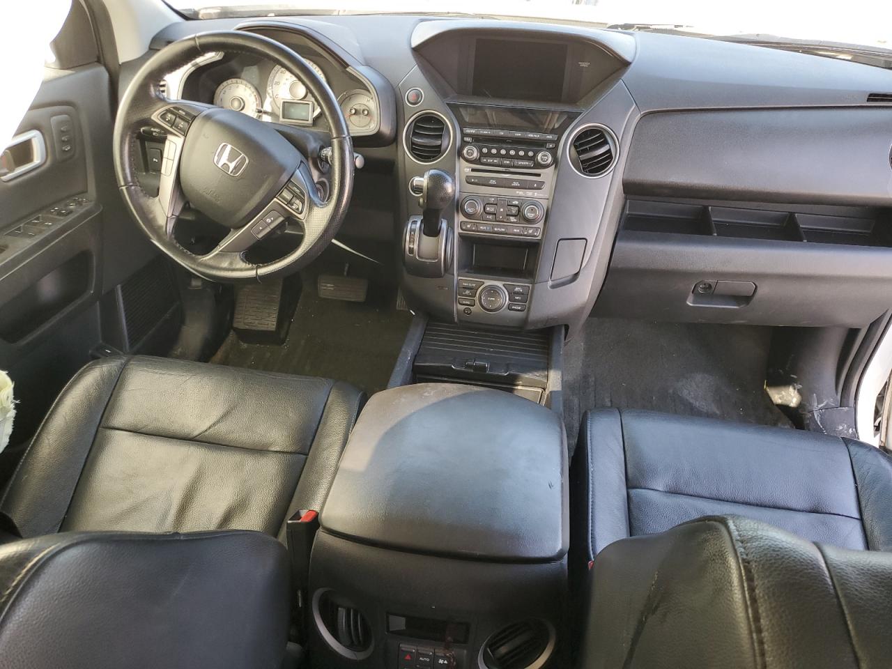 2014 Honda Pilot - Image 8