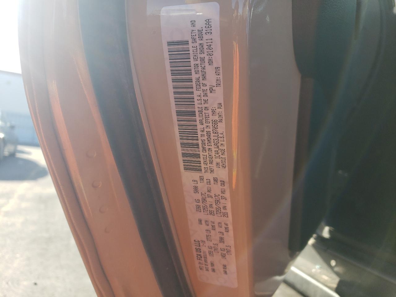 2018 Jeep Wrangler - Image 12