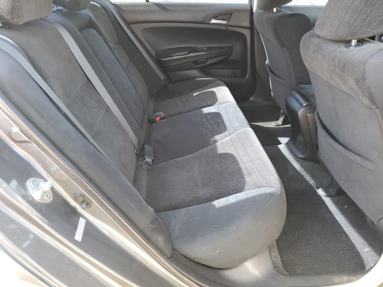 2009 Honda Accord - Image 10