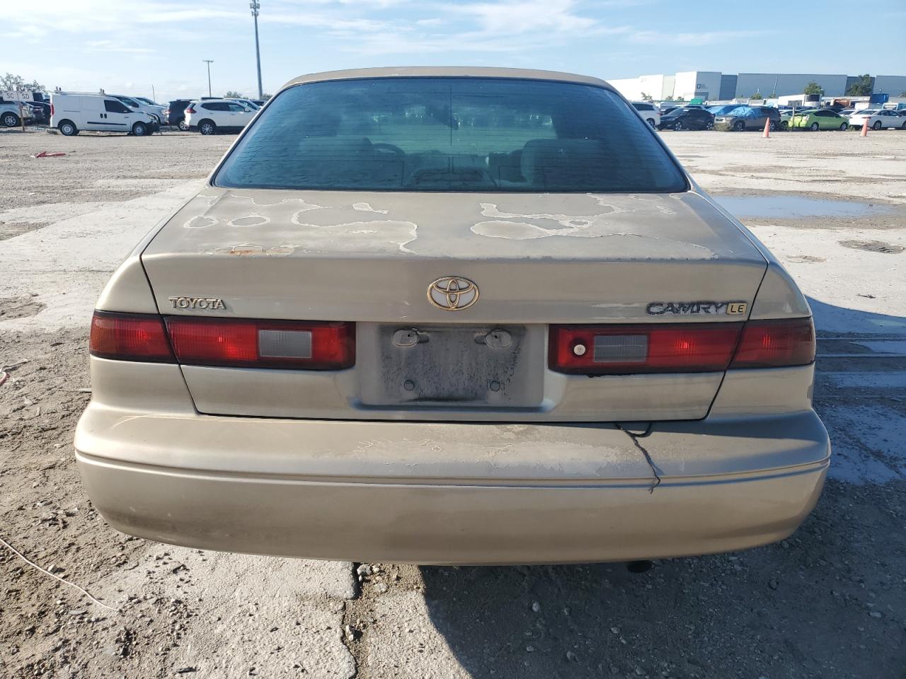 4T1BG22K9WU323930 1998 Toyota Camry Ce