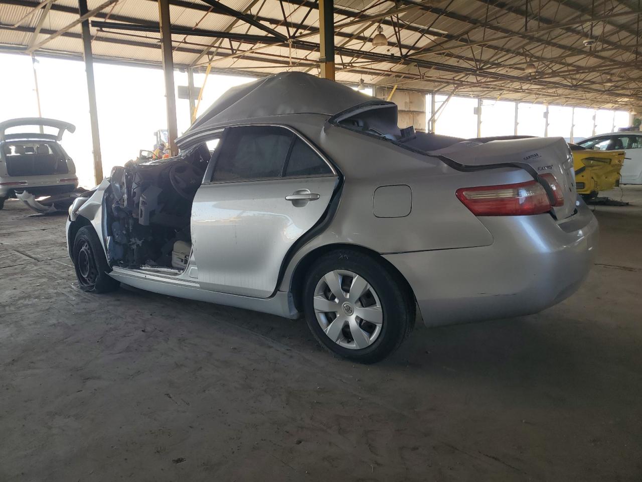 2009 Toyota Camry - Image 2