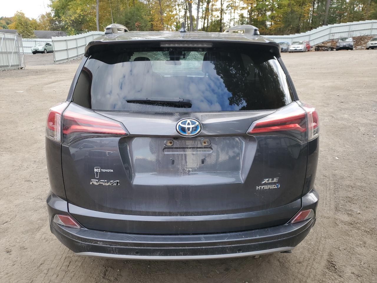 JTMRJREV0JD196142 2018 Toyota Rav4 Hv Le