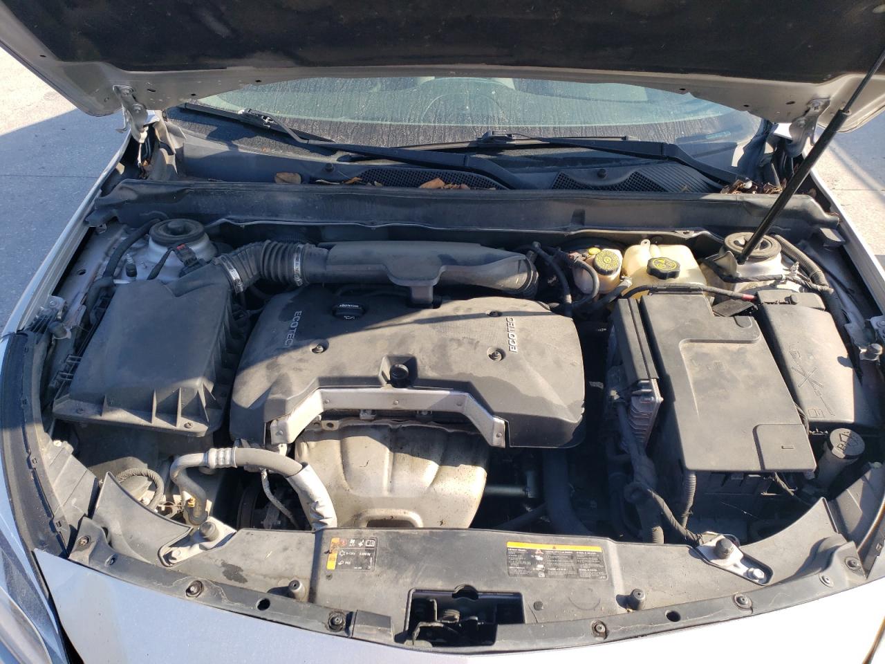 2016 Chevrolet Malibu - Image 11