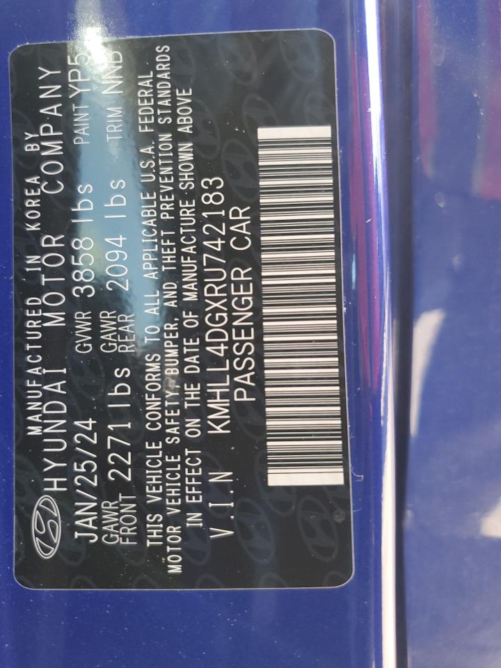 2024 Hyundai Elantra - Image 12