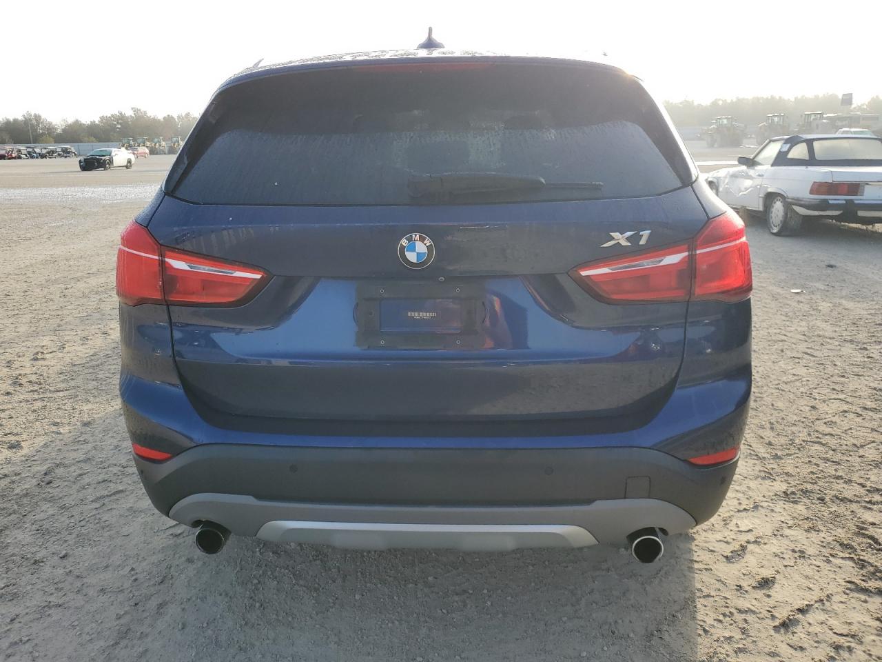 WBXHU7C37H5H34533 2017 BMW X1 Sdrive28I