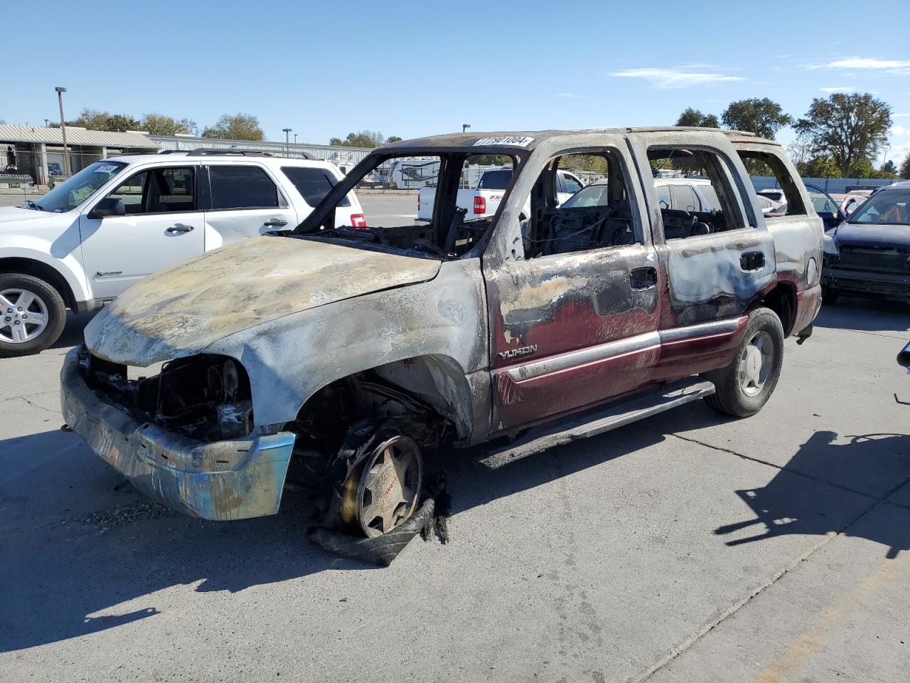 2006 Gmc Yukon за продажба в Sacramento, CA - Burn