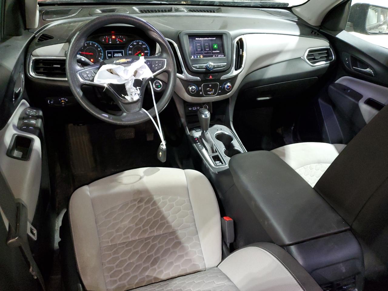 2020 Chevrolet Equinox - Image 8