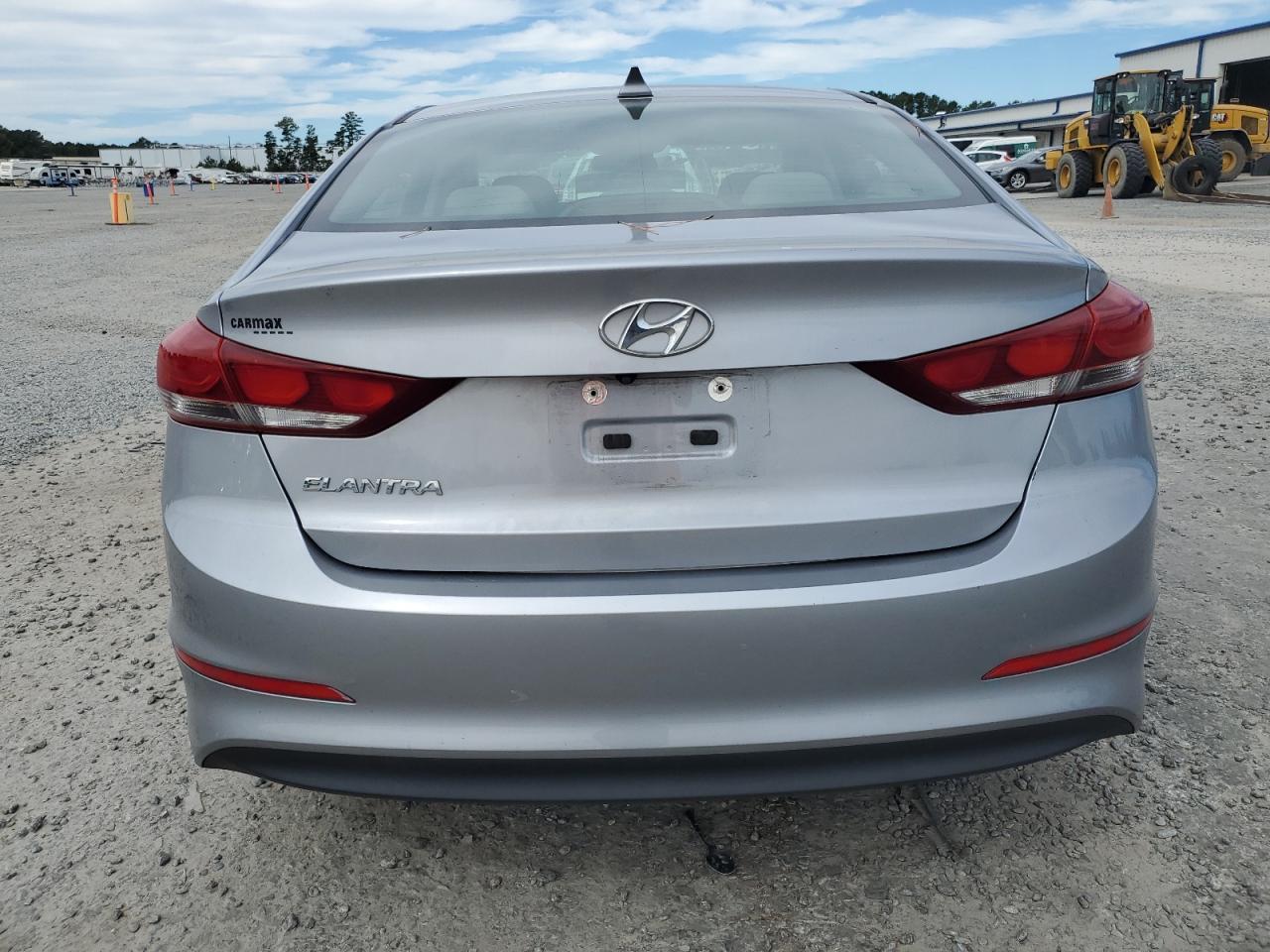 2017 Hyundai Elantra - Image 6