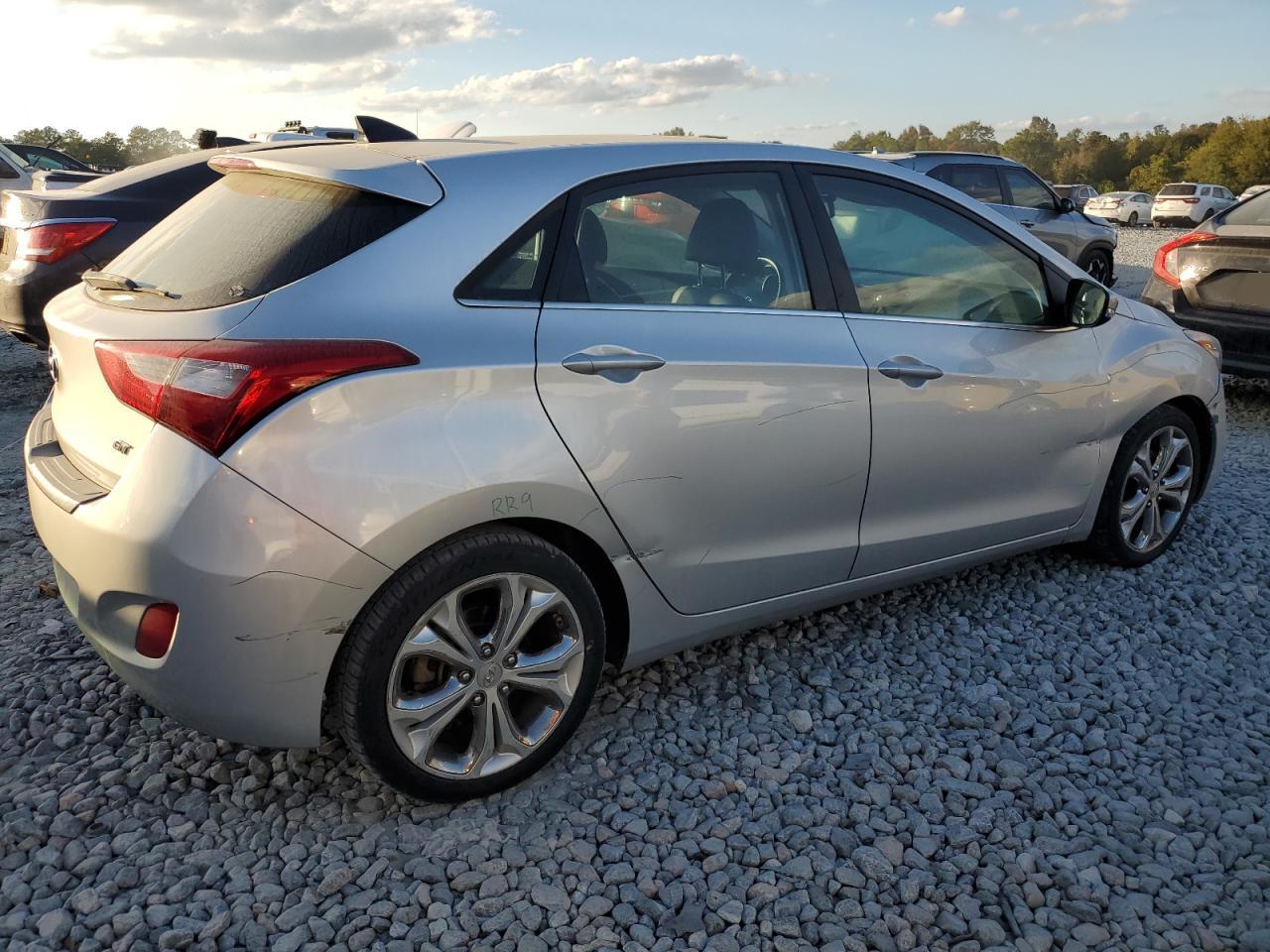 2013 Hyundai Elantra Gt VIN: KMHD35LE7DU090495 Lot: 77133264