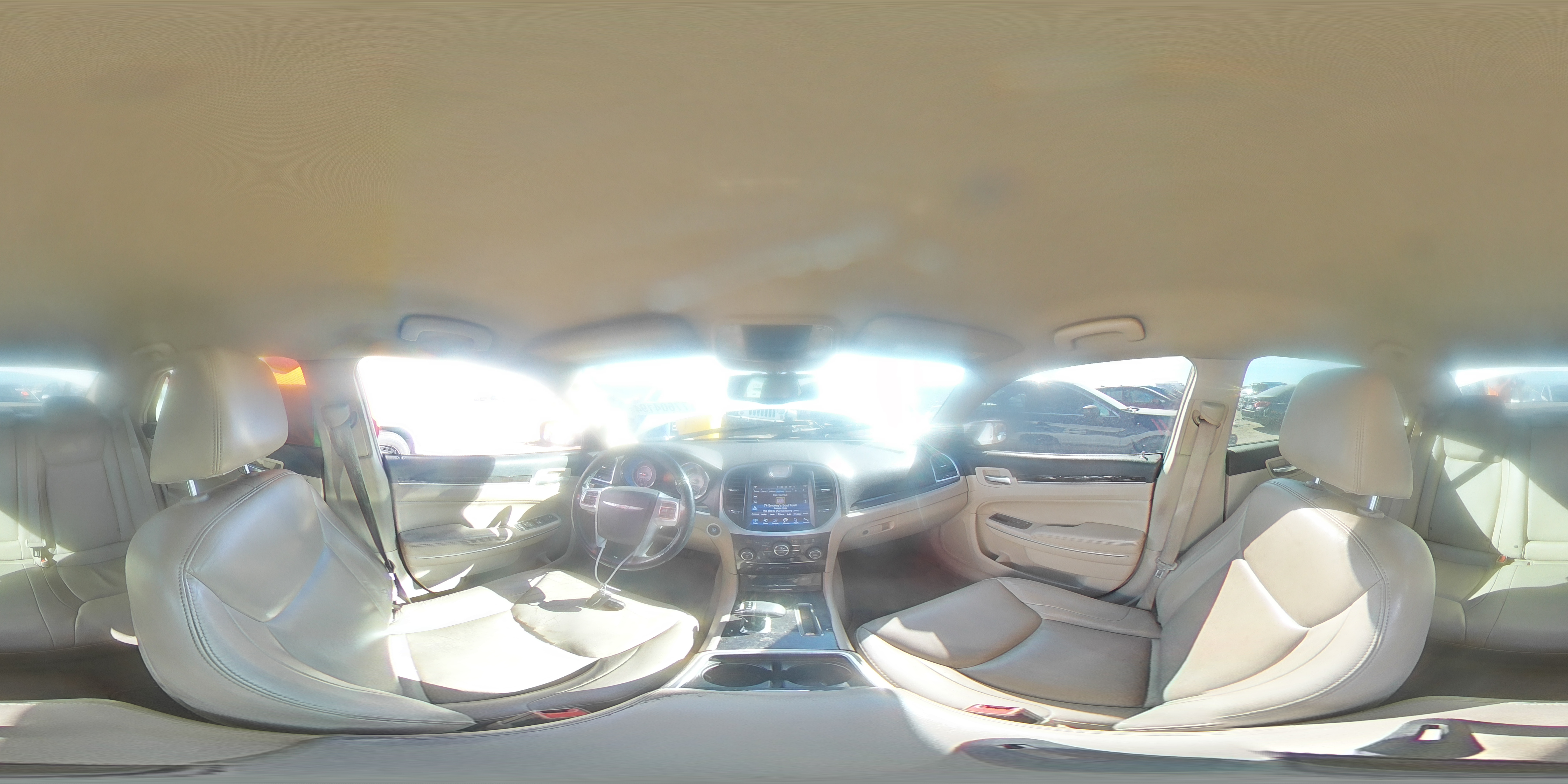 2013 Chrysler 300 - Image 12