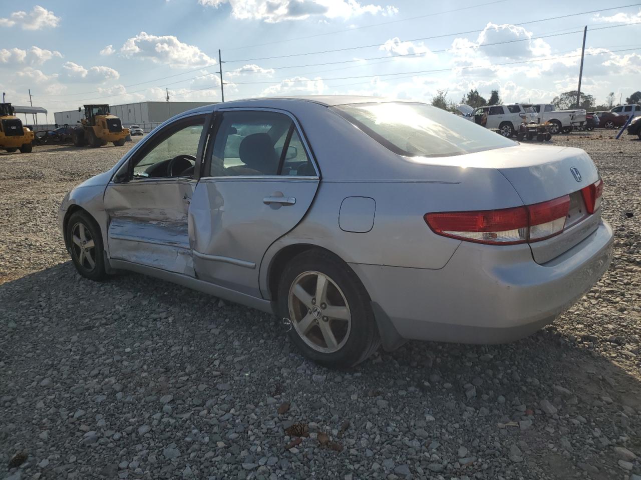 2004 Honda Accord - Image 2