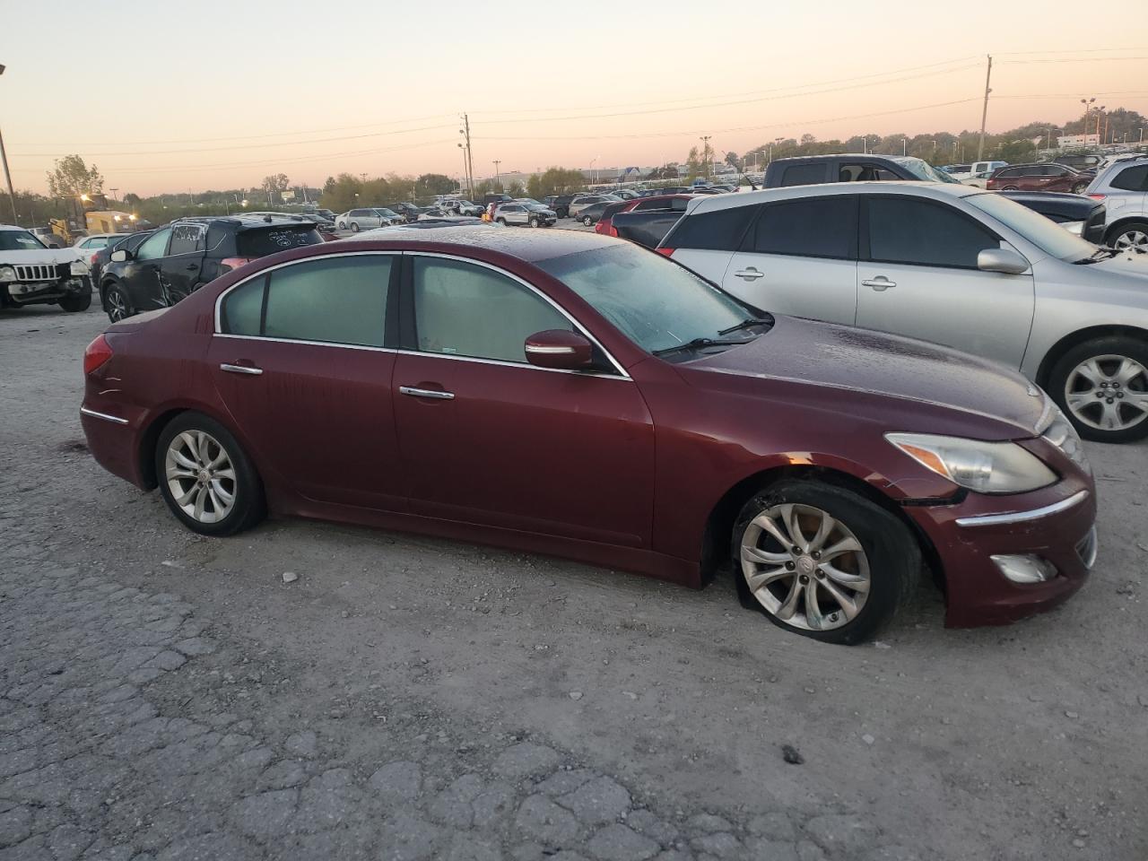 2013 Hyundai Genesis - Image 4
