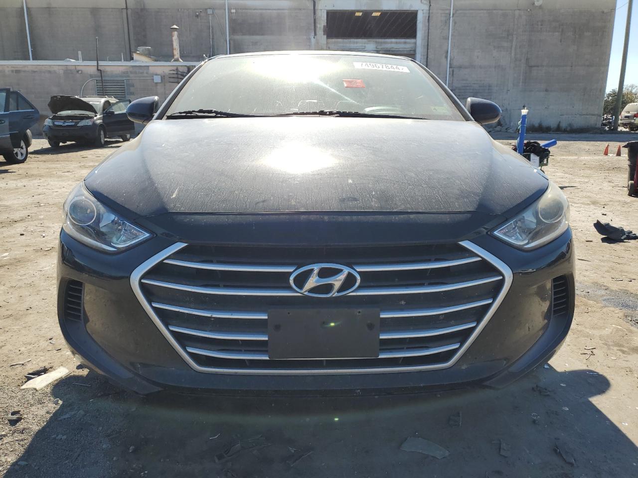 2017 Hyundai Elantra - Image 5
