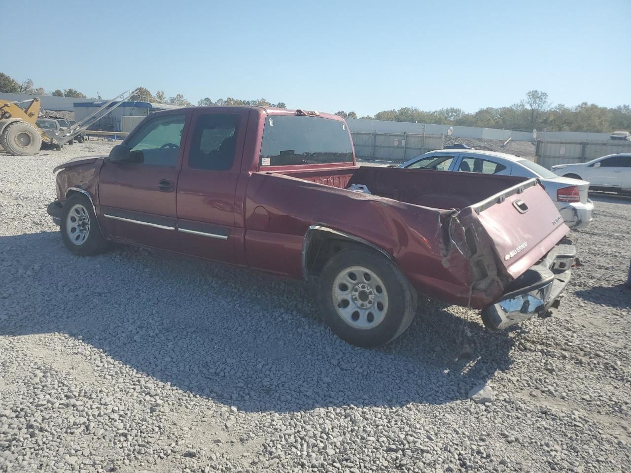 2005 Chevrolet Silverado - Image 2