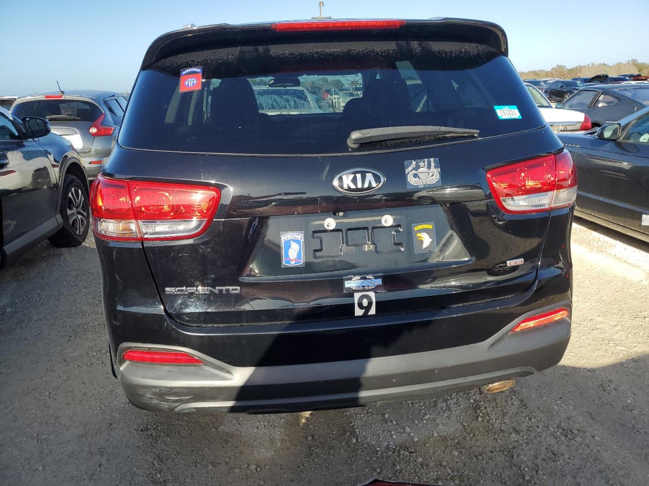 5XYPG4A3XJG396069 2018 Kia Sorento Lx