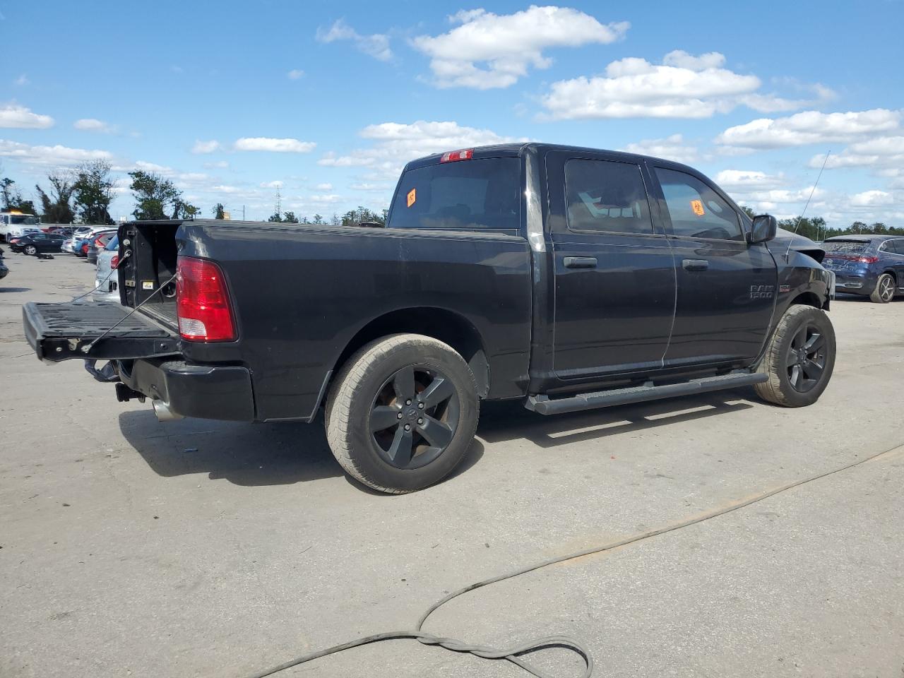 2017 RAM 1500 - Image 3