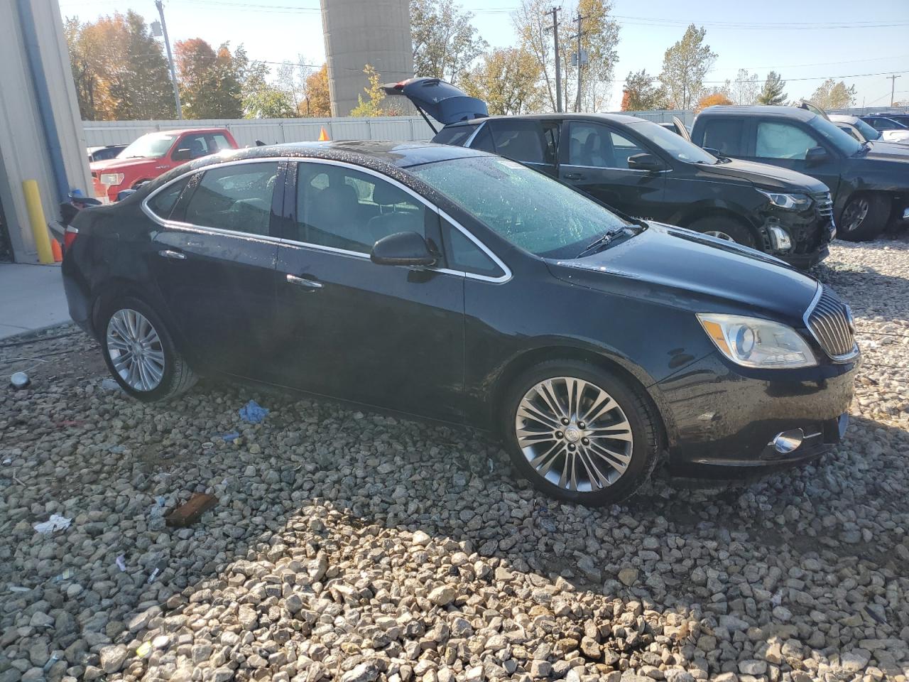 VIN 1G4PP5SK6E4192638 2014 BUICK VERANO no.4