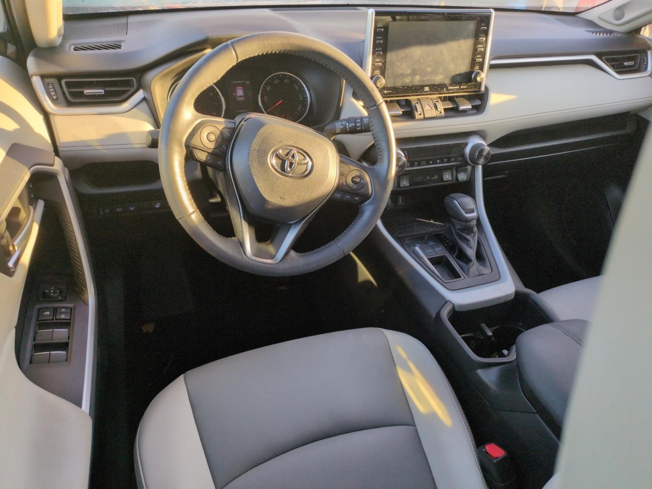 2022 Toyota Rav4 Xle Premium VIN: 2T3C1RFV0NW204527 Lot: 76416104