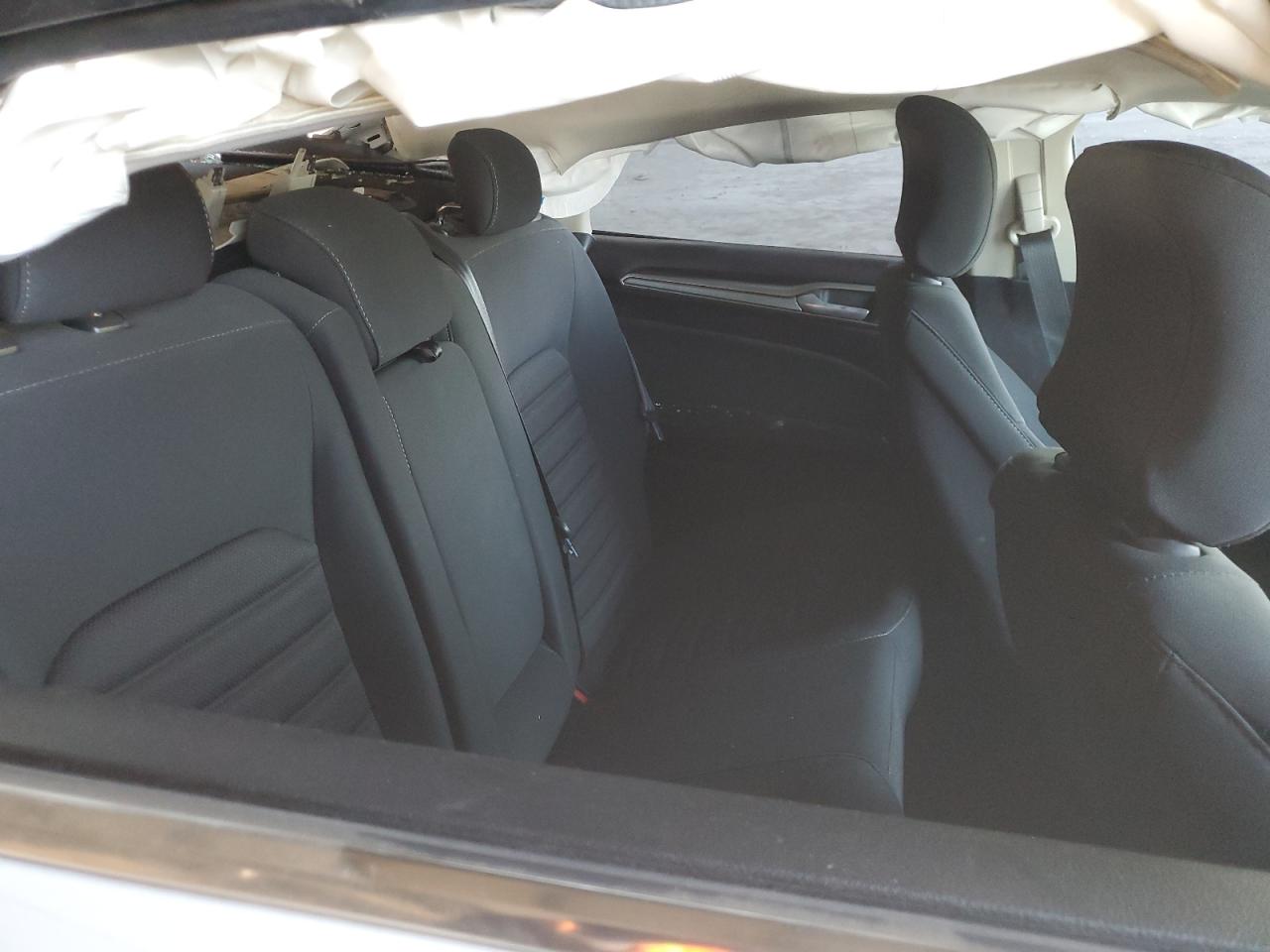 2019 Ford Fusion - Image 10