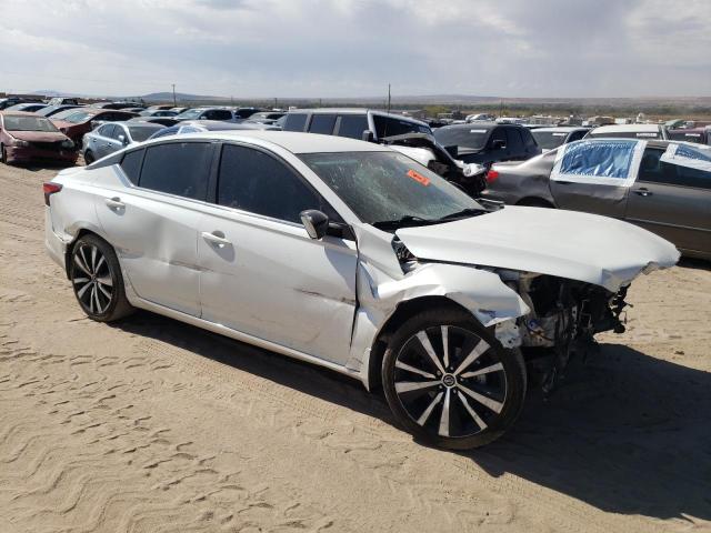  NISSAN ALTIMA 2021 Белый