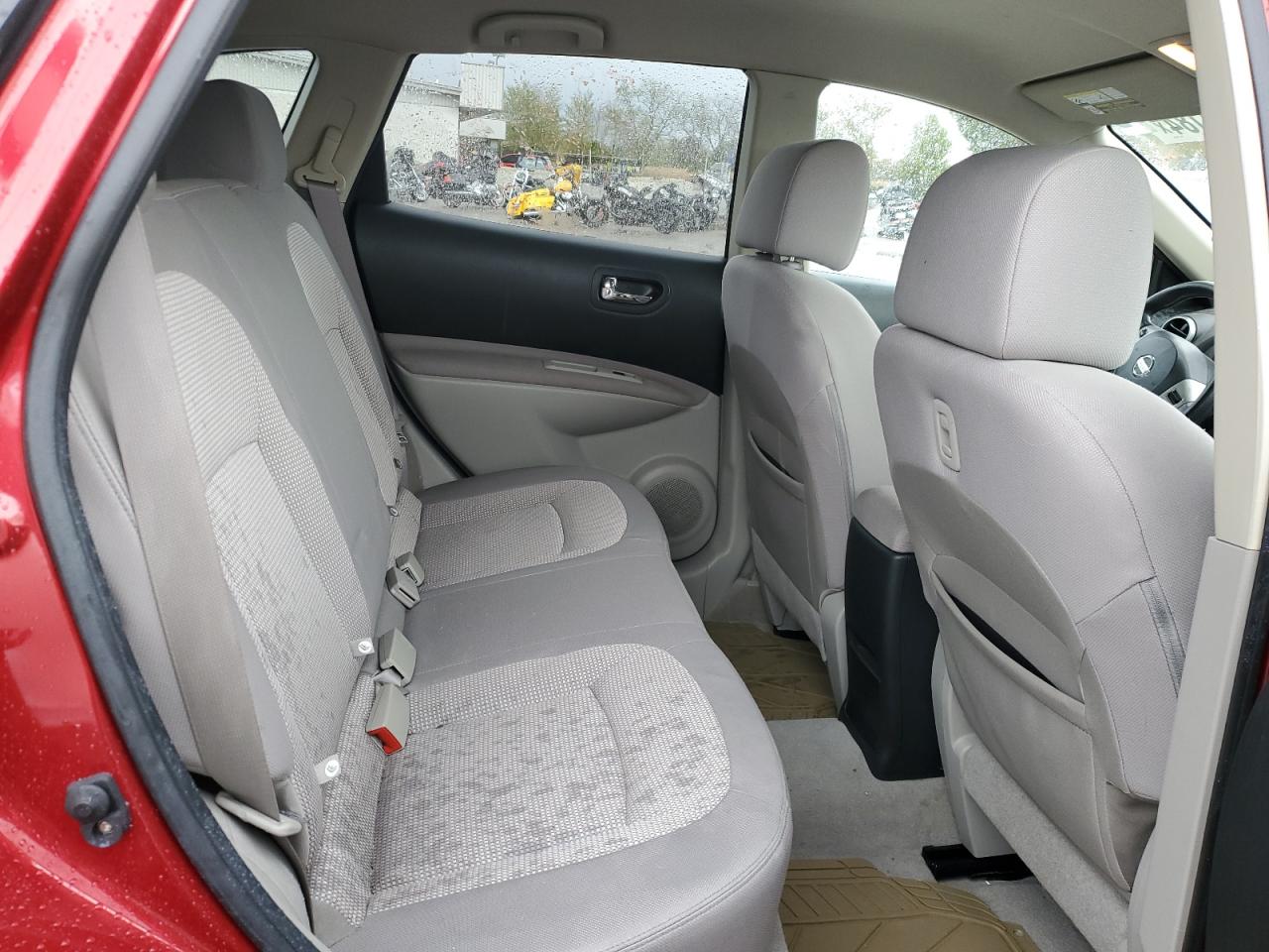 2011 Nissan Rogue - Image 11