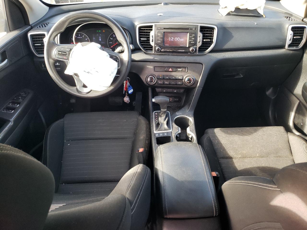 KNDPMCAC8H7293386 2017 Kia Sportage Lx